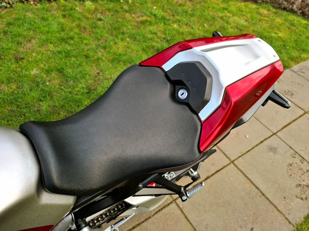 HONDA CB 1000 R (25).webp