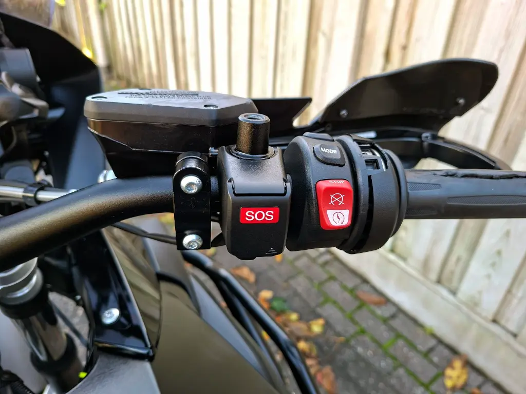 BMW R1250GS TRIPLE BLACK (24).webp