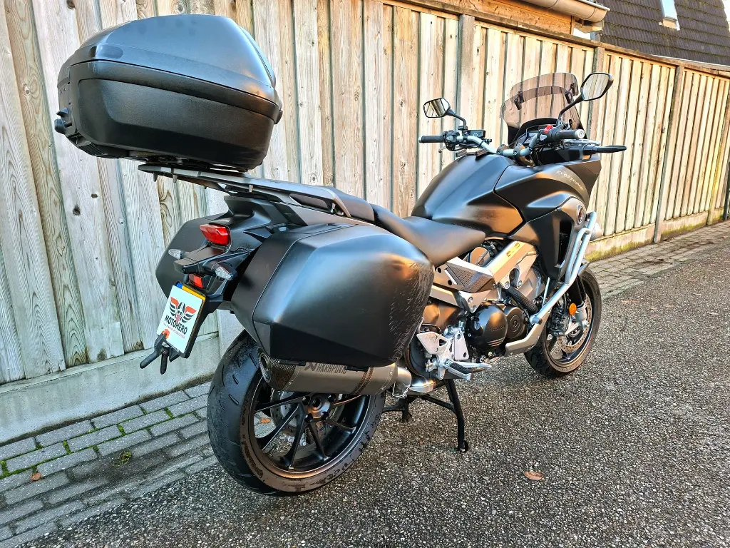 Honda All-Road VFR 800X Crossrunner C (17).webp