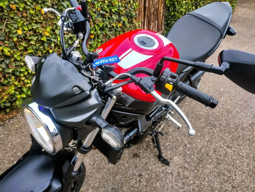 SUZUKI SV650A (8).webp