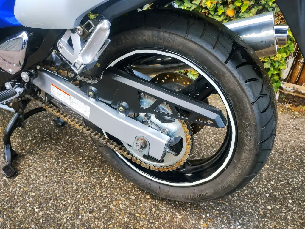 Suzuki Tour GSX 600 F (6).webp