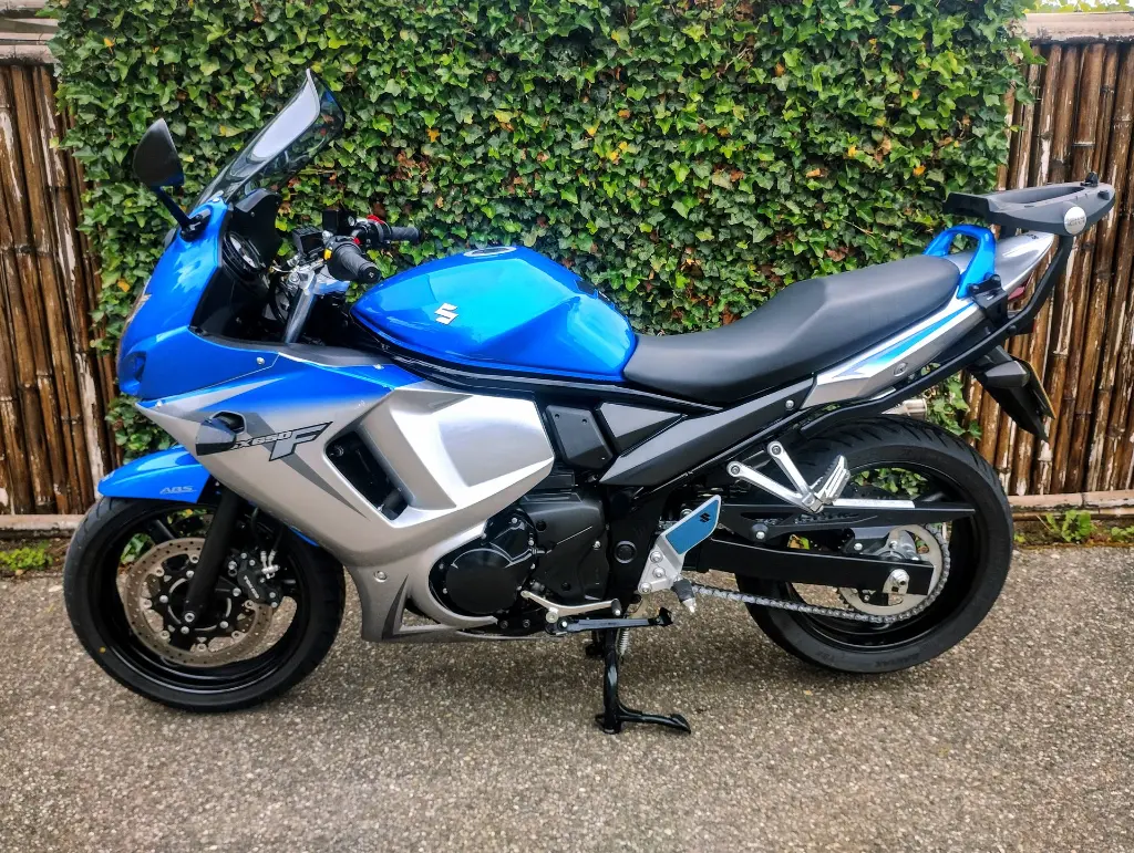 SUZUKI GSX 650 F  ABS (2).webp