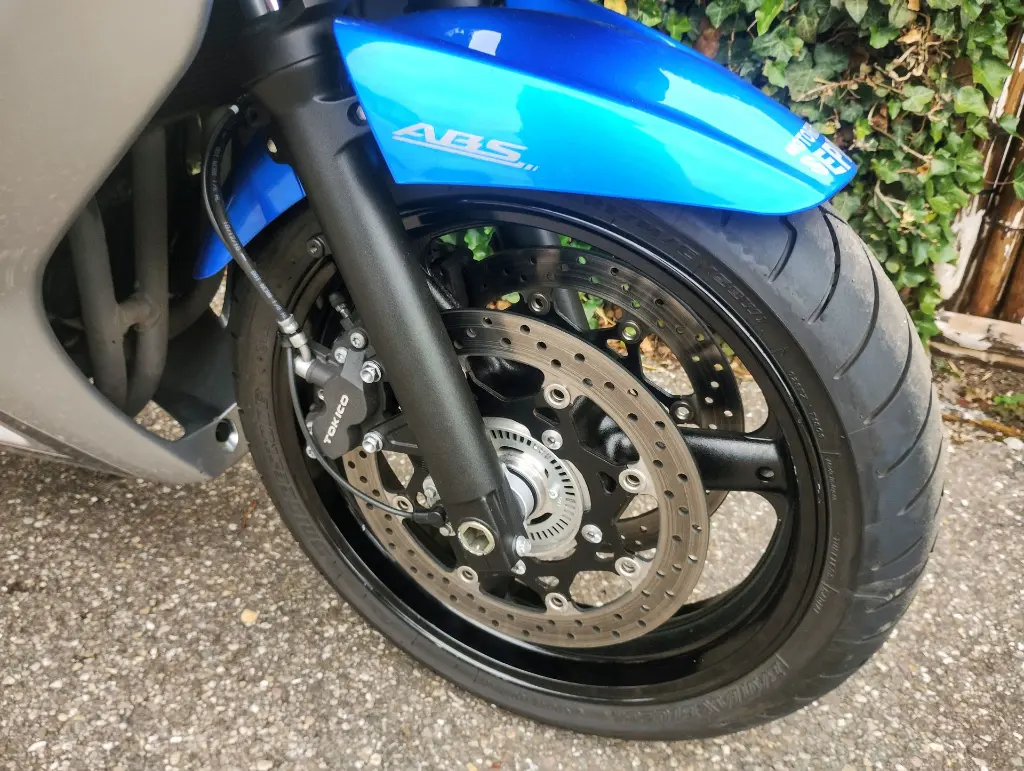 SUZUKI GSX 650 F  ABS (15).webp
