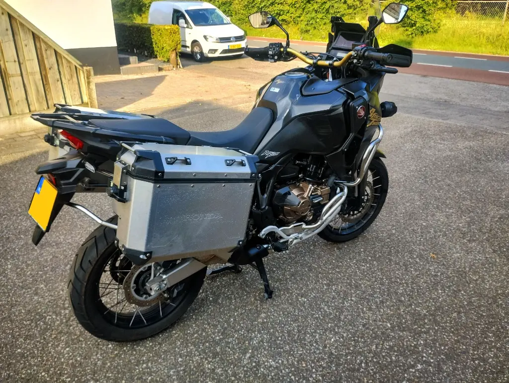 HONDA CRF 1100L AT DCT (12).webp