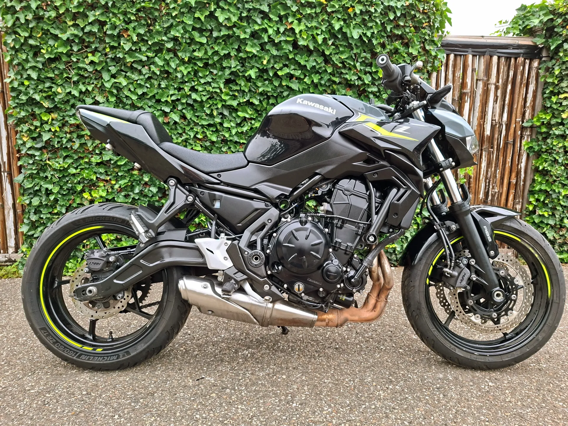 [90-MV-TP] Kawasaki Z650