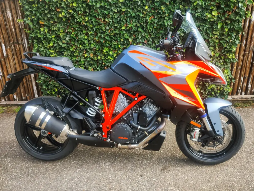 [44-MS-GJ] KTM 1290 SuperDuke GT 