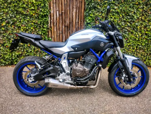 [71-MN-BH] YAMAHA MT 07 