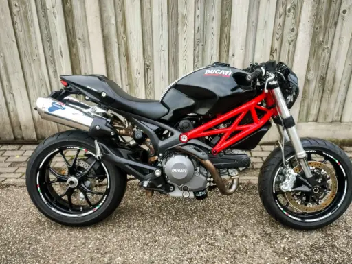 [81-MH-NS] DUCATI Monster 796