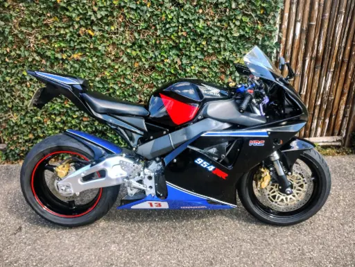 [MZ-NJ-97] HONDA CBR 900RR Fireblade 